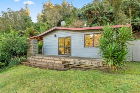 Photo of property in 41 Tombleson Road, Lake Rotoma, Rotorua, 3074