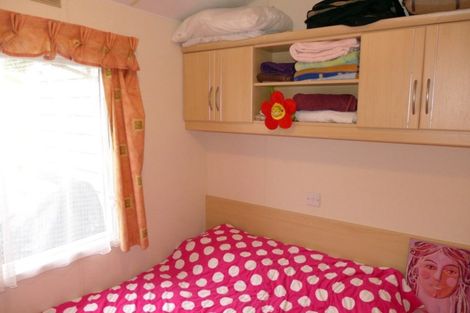 Photo of property in 70 Tironui Drive, Taradale, Napier, 4112