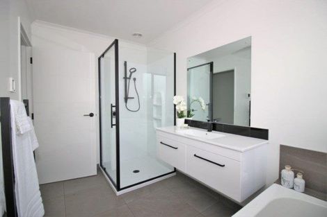 Photo of property in 10 Heasley Lane, Mosgiel, 9092