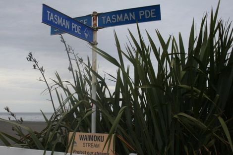 Photo of property in 36b Tasman Parade, Oakura, 4314