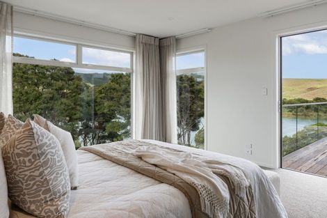 Photo of property in 98 Omahina Street, Raglan, 3225