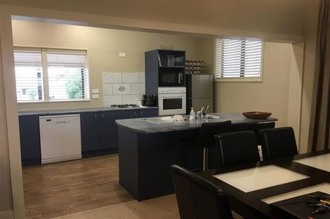 Photo of property in 603 Marine Parade, Napier South, Napier, 4110