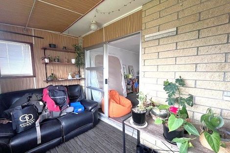 Photo of property in 2/122 William Street, Petone, Lower Hutt, 5012