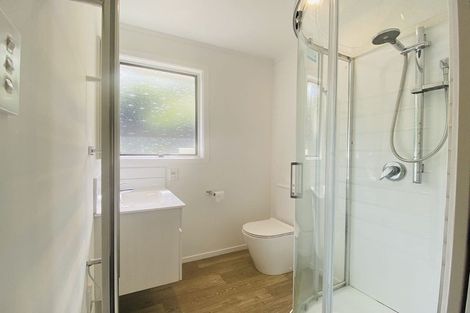 Photo of property in 31 Contessa Drive, Glenfield, Auckland, 0629