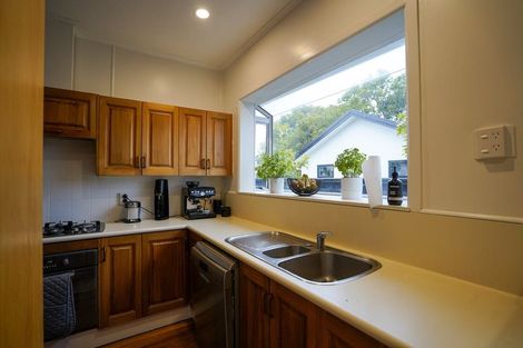 Photo of property in 324 College Street, West End, Palmerston North, 4410