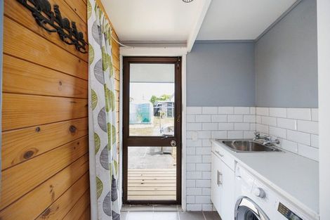 Photo of property in 8 Harding Place, Feilding, 4702