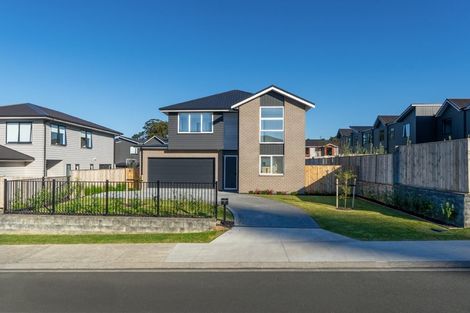 Photo of property in 11 Owen Chapman Drive, Red Beach, 0932