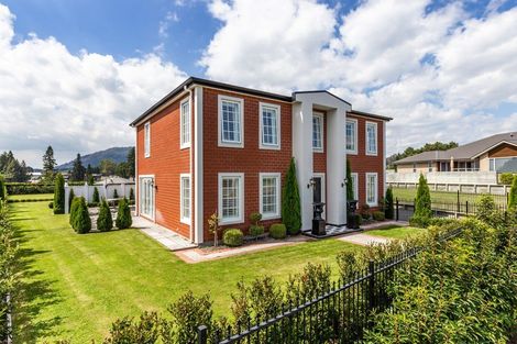 Photo of property in 35 Coprosma Crescent, Waipahihi, Taupo, 3330