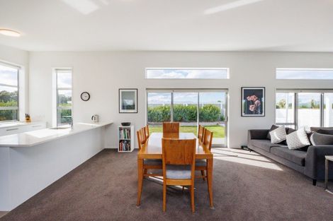 Photo of property in 637 Mount Stewart Halcombe Road, Halcombe, Feilding, 4779