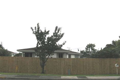 Photo of property in 298 Birkdale Road, Birkdale, Auckland, 0626