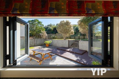 Photo of property in 13 Kilkelly Close, Tawa, Wellington, 5028