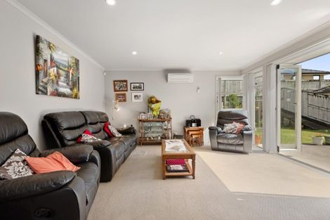 Photo of property in 19 Galloway Crescent, Pyes Pa, Tauranga, 3112