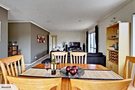 Photo of property in 7 Henry Partington Place, Greenhithe, Auckland, 0632