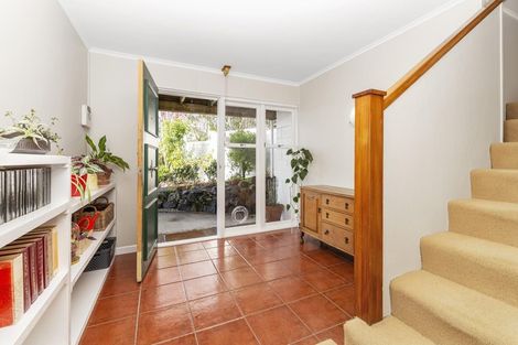 Photo of property in 2 Merchant Avenue, Te Atatu South, Auckland, 0610