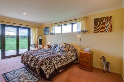 Photo of property in 219 Amberley Beach Road, Amberley, 7481