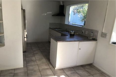 Photo of property in 217 Sturges Road, Henderson, Auckland, 0612