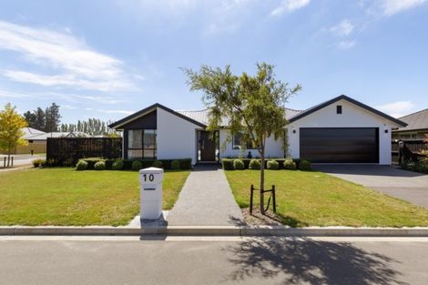 Photo of property in 10 Emma Street, Marshland, Christchurch, 8083
