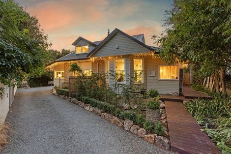 Photo of property in 9 Lake Terrace Road, Burwood, Christchurch, 8061