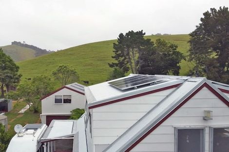 Photo of property in 24 Bertram Road, Kawakawa Bay, Papakura, 2585