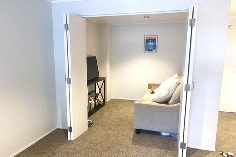 Photo of property in 18a/30 Westward Ho, Glen Eden, Auckland, 0602