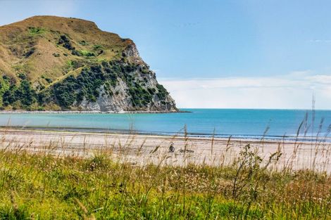 Photo of property in 22 Pohutukawa Drive, Mahia, Nuhaka, 4198