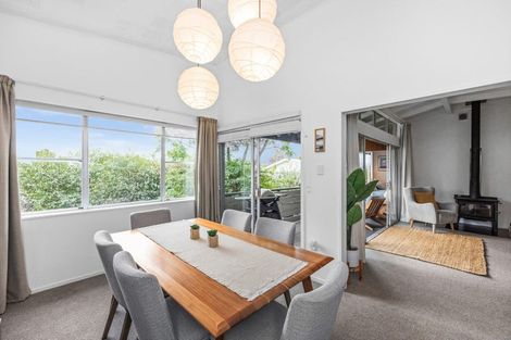 Photo of property in 1 Ashford Place, Havelock North, 4130