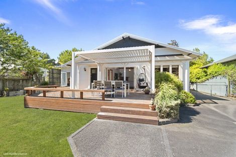 Photo of property in 27 Stanley Avenue, Palmerston North, 4414