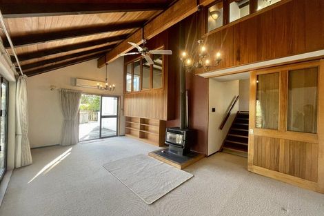 Photo of property in 6b Chatsworth Road, Silverstream, Upper Hutt, 5019