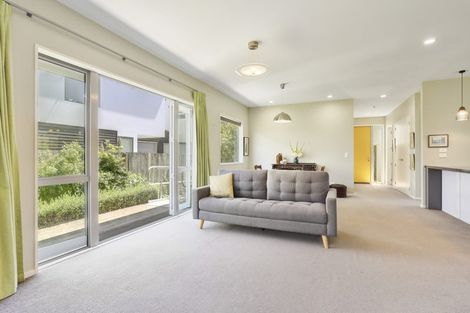 Photo of property in 8 Winton Street, St Albans, Christchurch, 8014