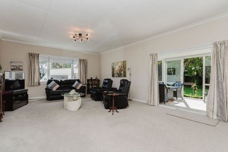 Photo of property in 64 Guy Street, Dannevirke, 4930