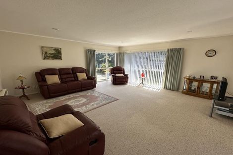 Photo of property in 5 Beachwater Grove, Paraparaumu Beach, Paraparaumu, 5032