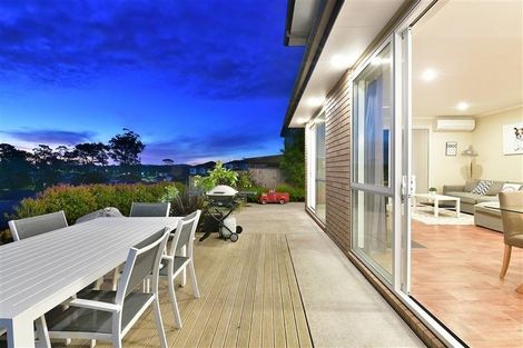 Photo of property in 18 Bankside Road, Silverdale, 0932