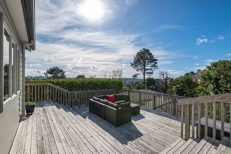 Photo of property in 7 Bushglen Court, Browns Bay, Auckland, 0630