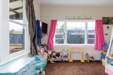 Photo of property in 8 George Street, Waimate, 7924