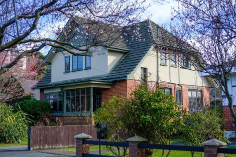 Photo of property in 17 Wycolla Avenue, Saint Clair, Dunedin, 9012