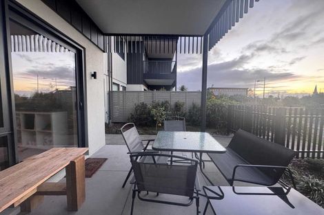 Photo of property in 6 Juniper Drive, Rosehill, Papakura, 2113