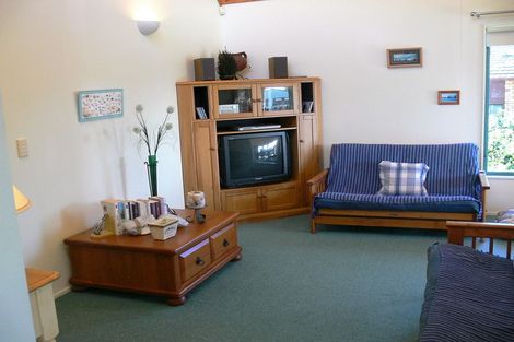 Photo of property in 20a Davis Crescent, Paihia, 0200