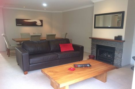 Photo of property in 12 Ysabel Crescent, The Gardens, Auckland, 2105