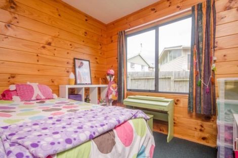 Photo of property in 42a Rimu Street, New Lynn, Auckland, 0600