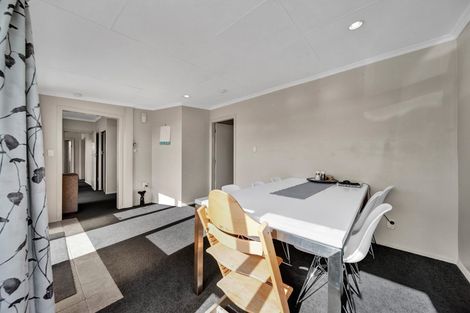 Photo of property in 3 Disraeli Street, Hawera, 4610