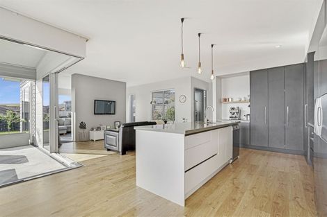 Photo of property in 10 Rigg Place, Flagstaff, Hamilton, 3210