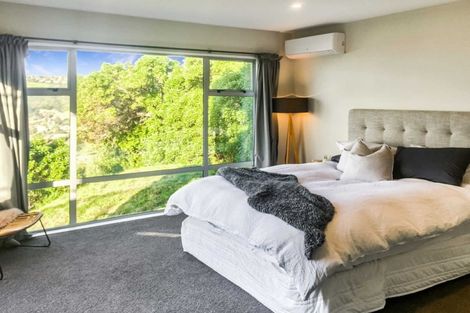Photo of property in 16 Glendevere Terrace, Redcliffs, Christchurch, 8081