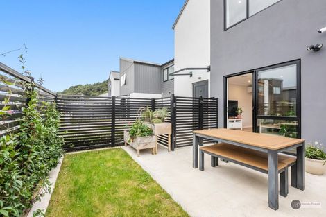 Photo of property in 11 Desert Gold Lane, Wallaceville, Upper Hutt, 5018