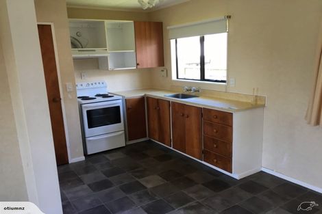 Photo of property in 4b Peter Hall Drive, Kelvin Grove, Palmerston North, 4414