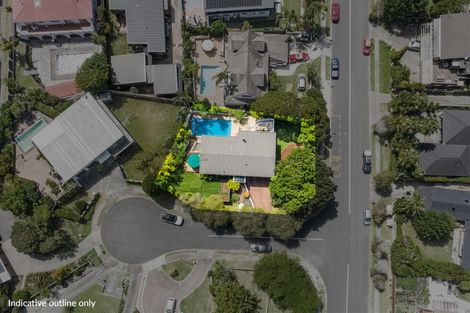 Photo of property in 2 Manaia Place, Mairangi Bay, Auckland, 0630