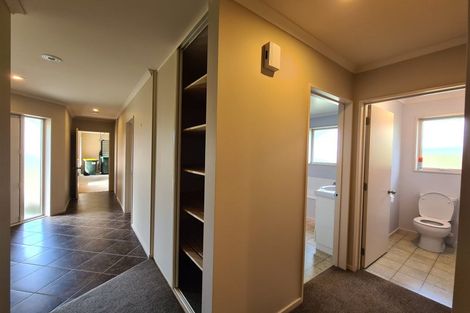 Photo of property in 12 Stanwood Grove, Darfield, 7510