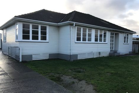 Photo of property in 7 Atiawa Crescent, Waiwhetu, Lower Hutt, 5010