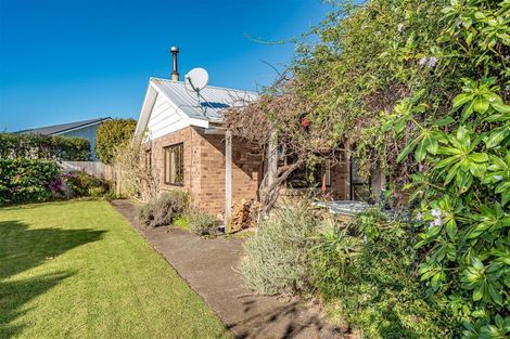 Photo of property in 14 Budge Street, Fordell, Whanganui, 4572