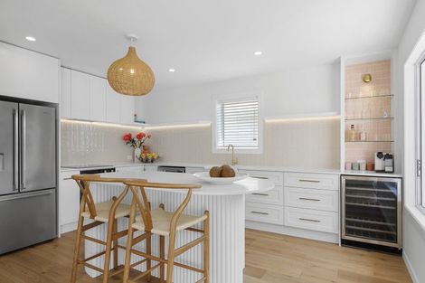 Photo of property in 42 Arnold Street, Sumner, Christchurch, 8081