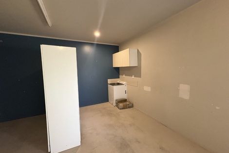Photo of property in 76 Edgewater Drive, Pakuranga, Auckland, 2010